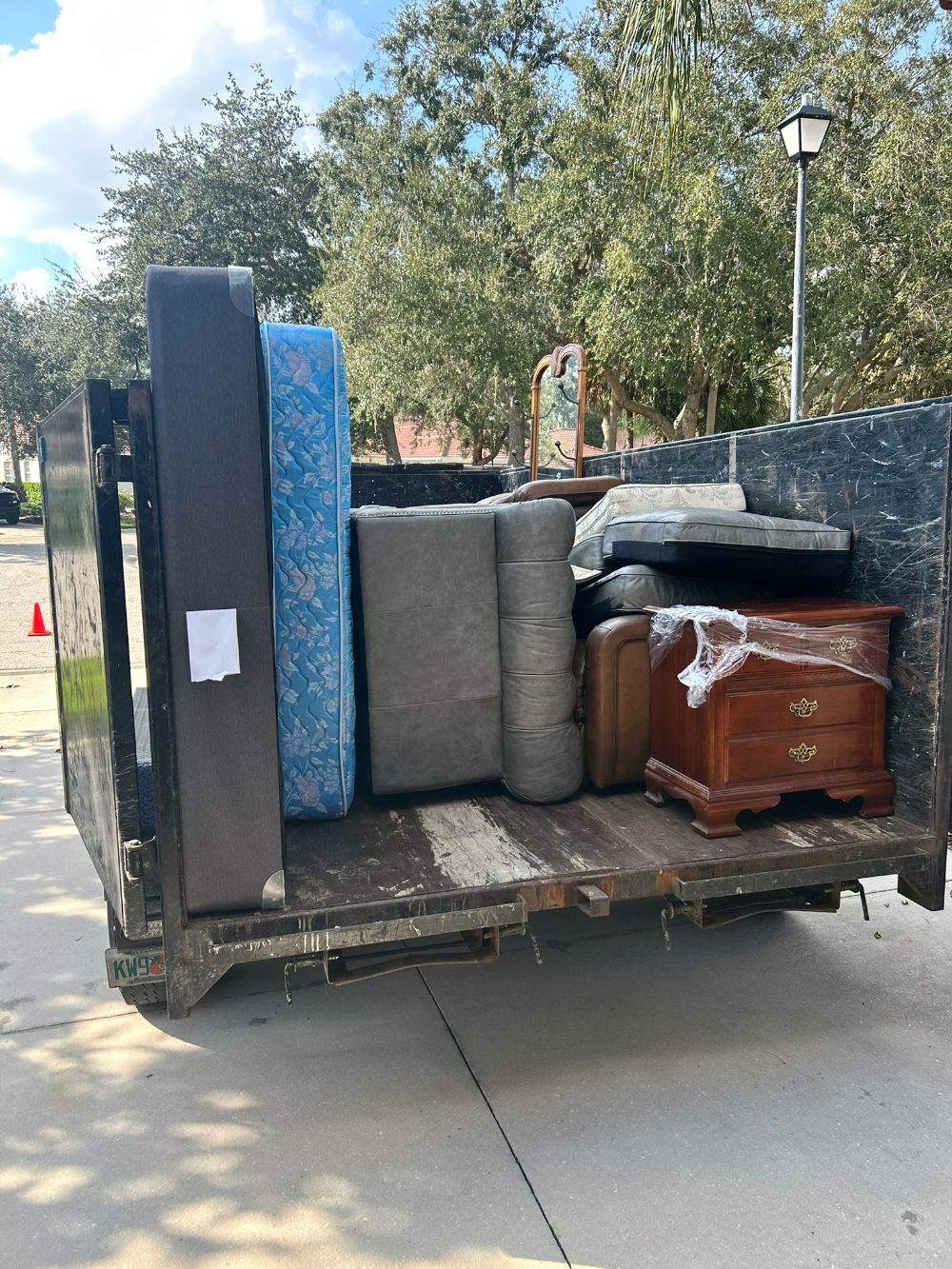 Bartolo Brothers Junk Removal Gallery (43)