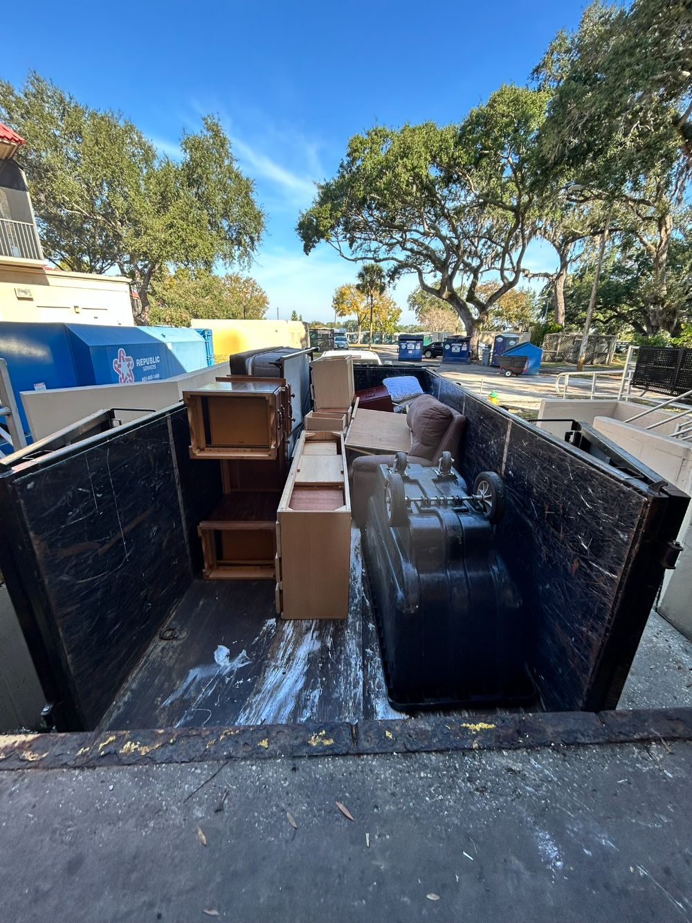 Bartolo Brothers Junk Removal Gallery (62)